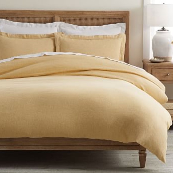 Pottery Barn Bedding Pottery Barn Linen Duvet In A Soft Golden